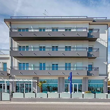 Hotel Platinum 3*