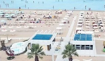 Platinum Римини
