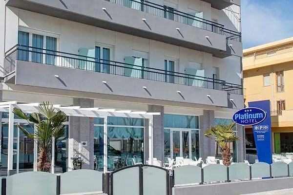 Platinum فندق ريميني