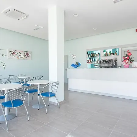 白金酒店 3* 里米尼