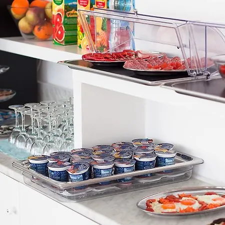 白金酒店 里米尼